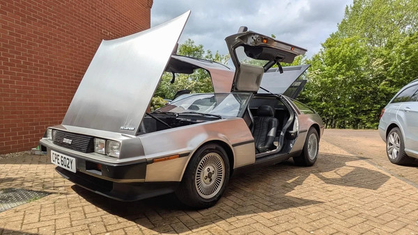 eBay - DeLorean DMC 12 - Manual with up...