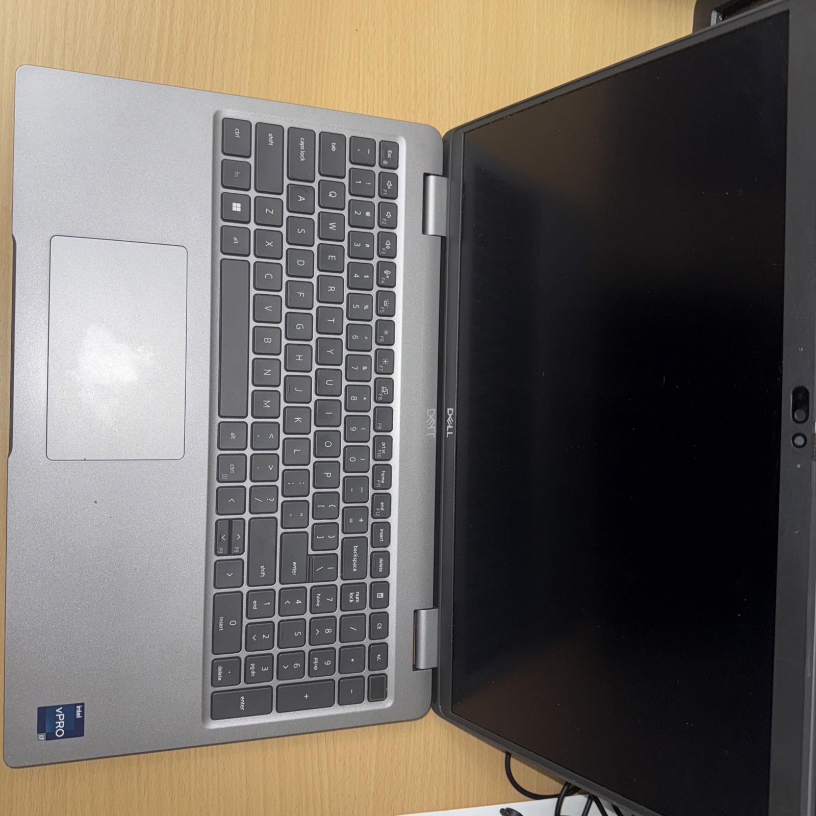 Dell Latitude 5540, 15.6-Inch Laptop, with Intel Core i7 13th Gen., 512 GB SSD (Solid State Drive)