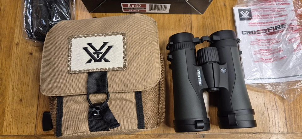 Vortex Crossfire HD 8x42 Full Roof Prism Binoculars CF-4311 - Image 2 of 4
