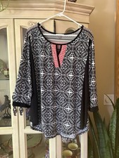Roz & Ali Womens Plus 2X V-Neck Geometric Pul...