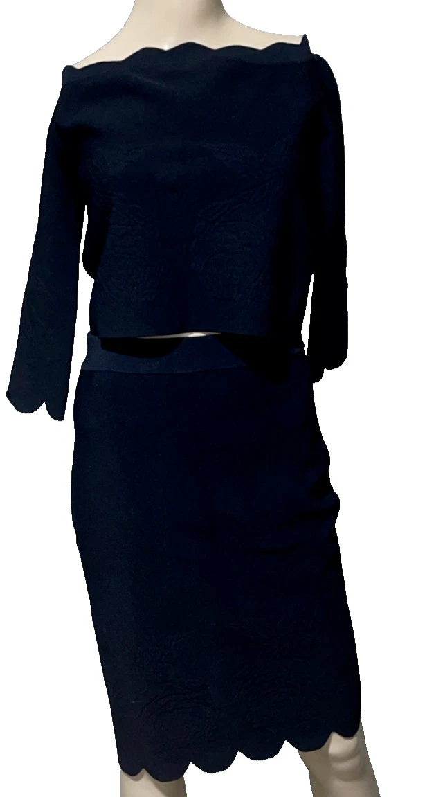 Alexander McQueen — New Alexander McQueen Black Floral Embossed Dress Top Skirt Set IT 44 46 / Large
