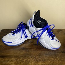 Nike PlayStation x PG 5 White/Crimson Size Youth 4 PS5 Paul George