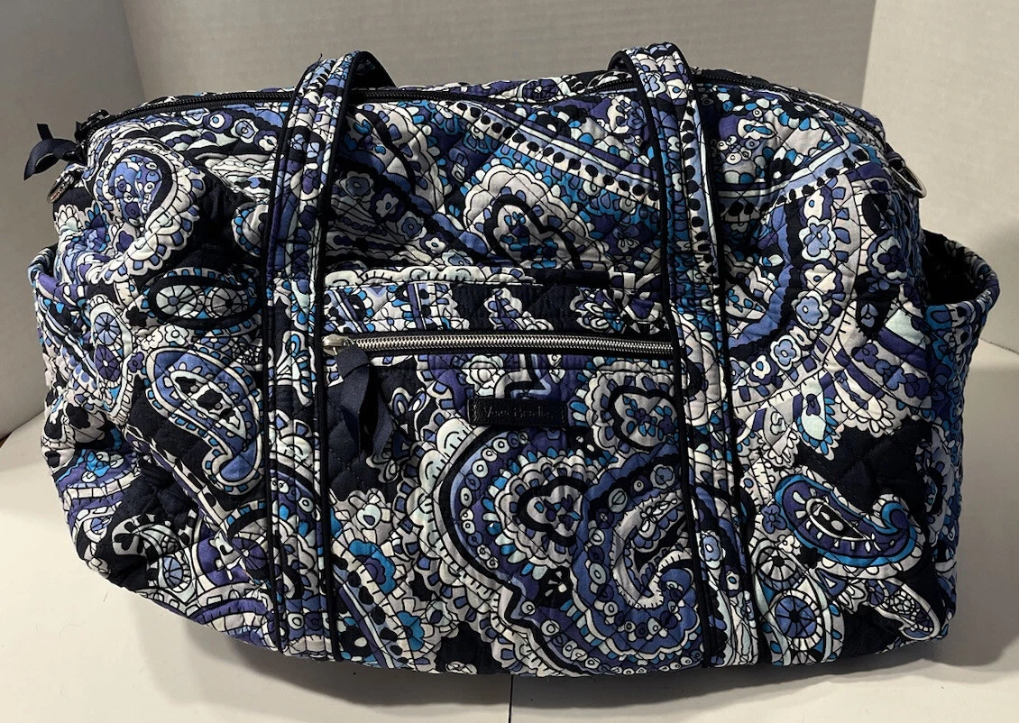 Vera bradley 2025 small travel bag