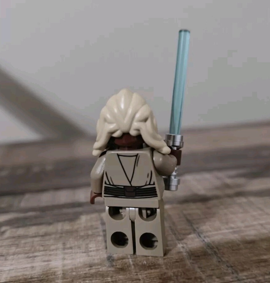 NEW** 100% LEGO Star Wars Episode 2 Adi Gallia Minifigure | eBay