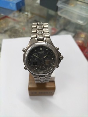 TISSOT T 671 TITANIUM 100M ALARM CHRONO UHR 38MM SAPHIRGLAS GEBRAUCHT.