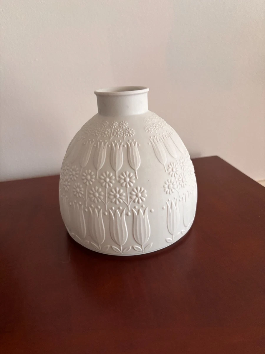 25+ Hutschenreuther Vase In Collectible Vases for sale | Updated