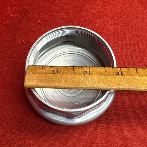 ✨Barn Find✨ OG Antique 1926 - 1929 Pontiac Aluminum Threaded Center Hubcap - Picture 12 of 12