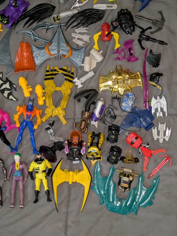 Lote de 100+ figuras de Batman de DC Comics de colección Kenner Mattel Joker enorme lote Foto 2 de 4