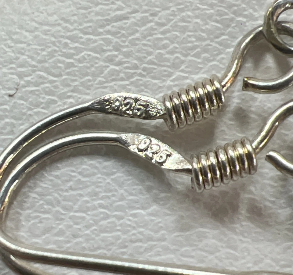 Brincos pendurados de prata esterlina estrela tripla Tiffany Co - Imagem 3 de 4