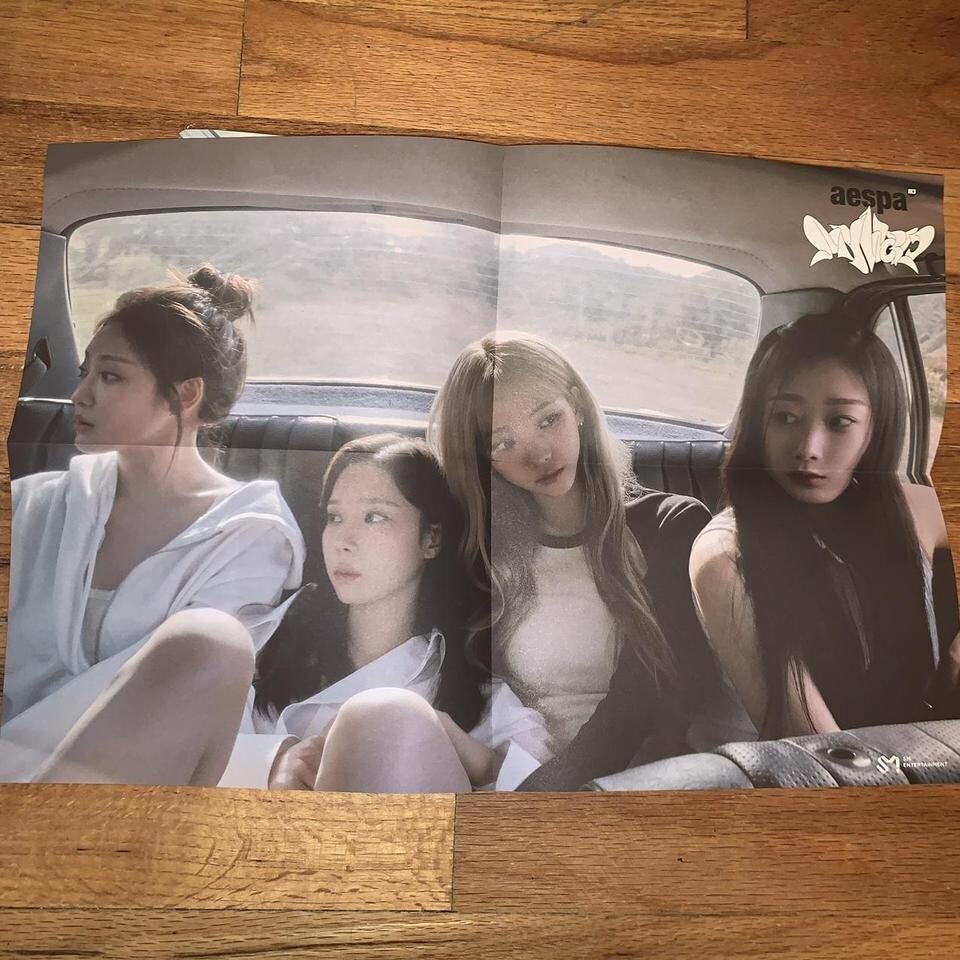 AESPA MY WORLD (Zine Ver.) US Barnes & Noble Exclusive Ver (NO