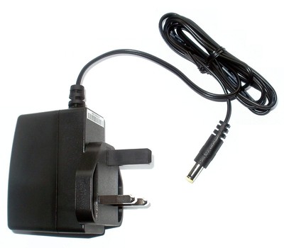 ZOOM UAC-2 USB 3.0 AUDIO CONVERTER 5V 1A UK POWER SUPPLY ADAPTER (2 METER) 