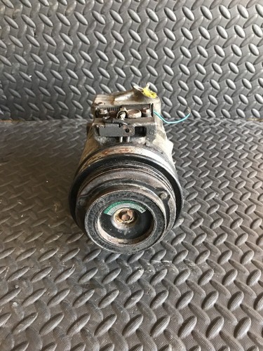 Mercedes Vito oder V-Klasse W638 230 Benzin A0002303911 A0002346303 Original