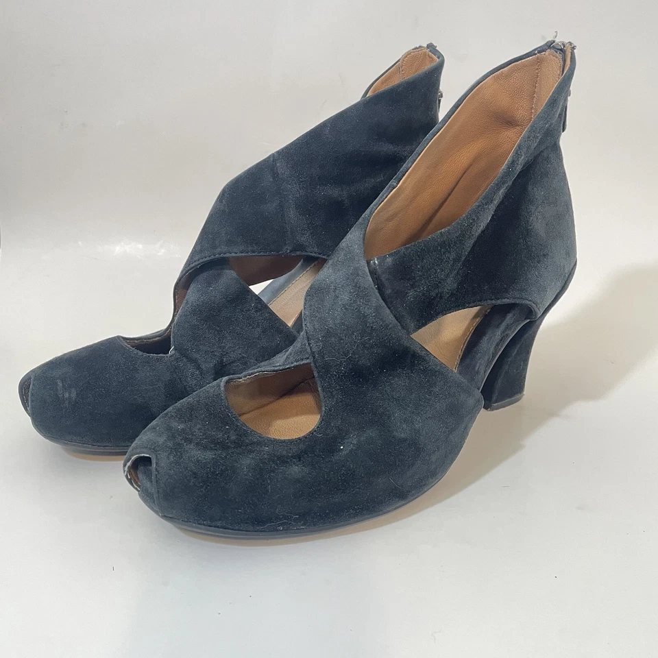 Botines Earthies x Earth Talla 10 Syriana Negro Gamuza Punta abierta Tacón Esculpido Foto 3 de 4