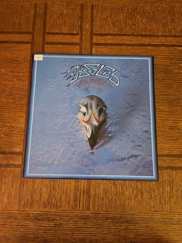 Eagles Their Greatest Hits 1971-1975 Vinyl Record Album 1976 NM/NM++