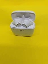 APPLE AND MISC EAR POD ..Left Charges.. RIGHT DOES NOT LIGHT UP