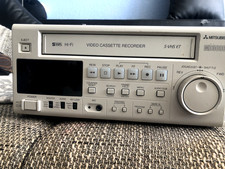 MITSUBISHI MD3000 SVHS ET Hi Fi professional video recorder NTSC USA 3,58