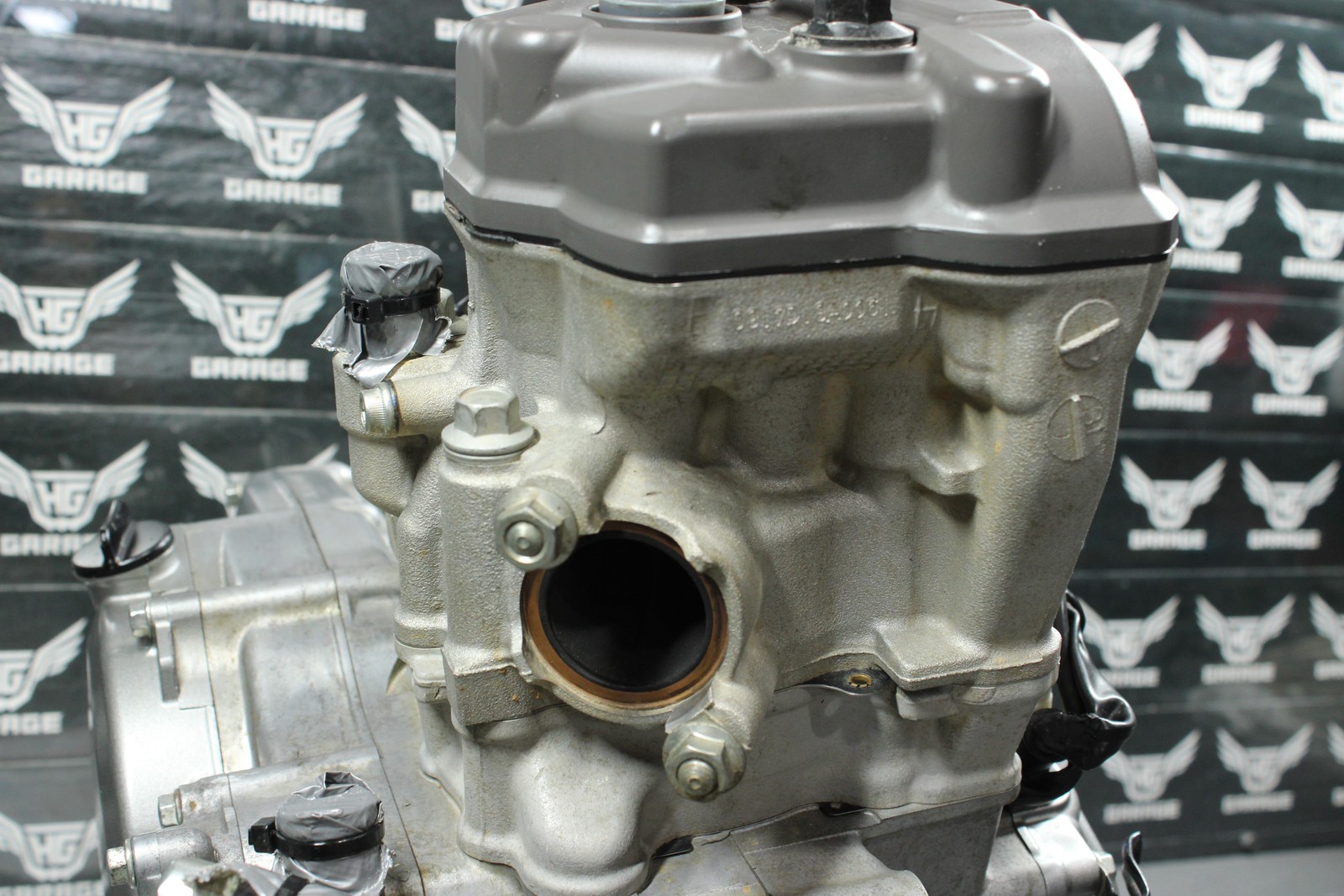 2018 SUZUKI RMZ250 COMPLETE OEM ENGINE MOTOR CRANKCASES TOP BOTTOM END NICE!