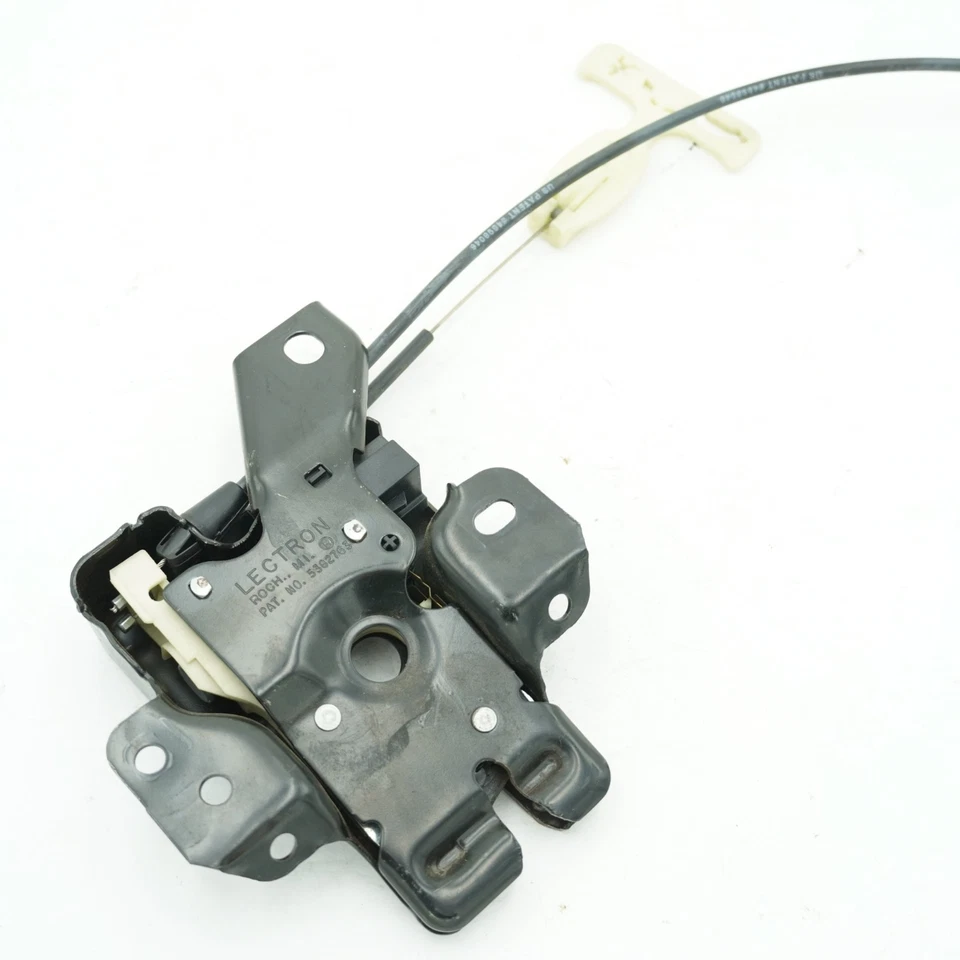 Actuador de bloqueo de pestillo de maletero Mercury Grand Marquis 2004 2005 6W7Z-5443200-A 3180 Foto 2 de 3