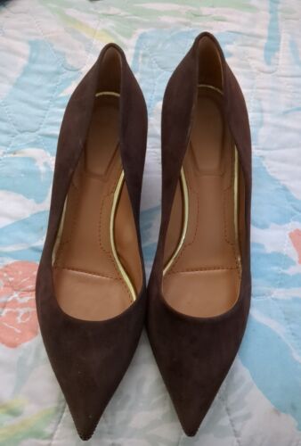 NWOT - Givenchy  Womens Shoes Sz 40M Dark Brown Suede Zipper Detail Pumps - Afbeelding 1 van 7