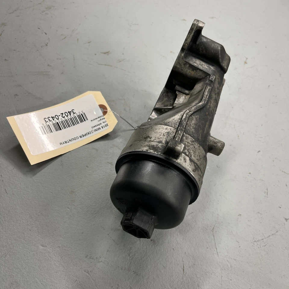 2011-2016 MINI COOPER COUNTRYMAN PACEMAN Oil Filter Housing Mounting Bracket OEM - Image 3 of 4