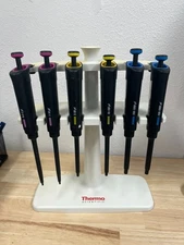 set of 6 THERMO SCIENTIFIC FINNPIPETTE F2 (P2 P10, P50, P100, 2 P1000)