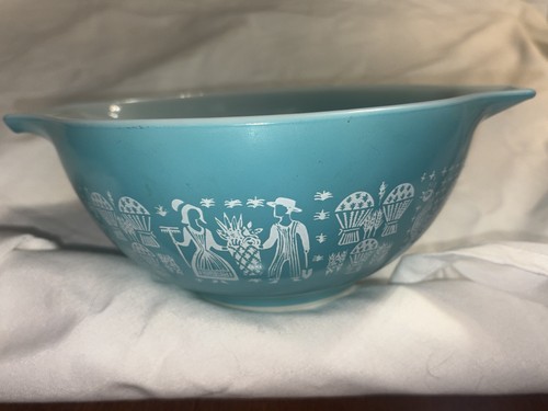 Pyrex Turquoise Amish Butterprint Lady On The Left Mixing Bowl 442 RARE.