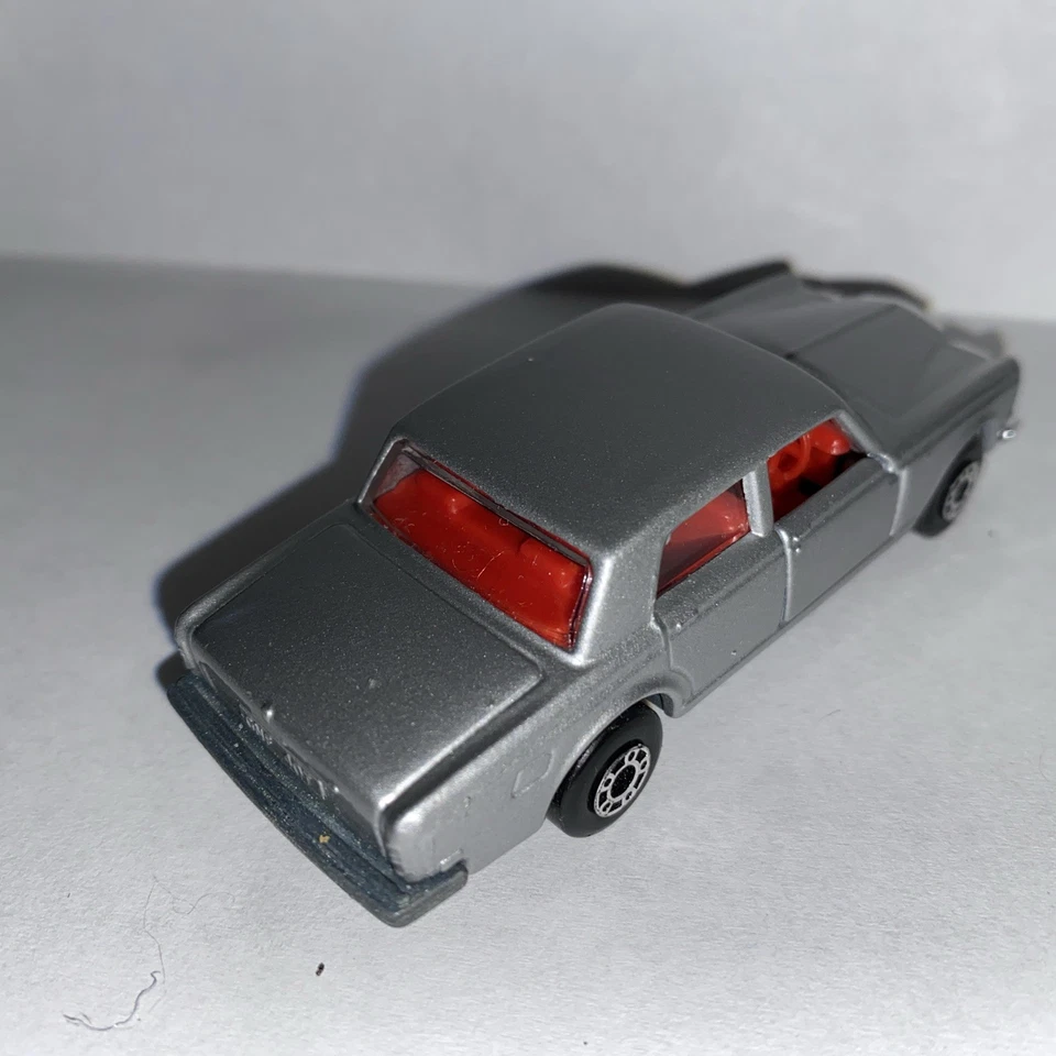 Matchbox Superfast MB39 Rolls Royce Silver Shadow silver. Made in Hungary - Image 3 of 4