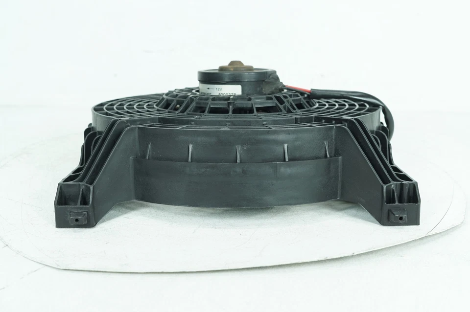 04-07 Nissan Armada SE 5,6 L 4x4 OEM 5117 Conjunto de ventilador de refrigeración Foto 2 de 4