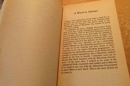 GOLDEN BATS & PINK PIGEONS ~ Gerald DURRELL. sc More Durrells UNread in MELB - Picture 7 of 12