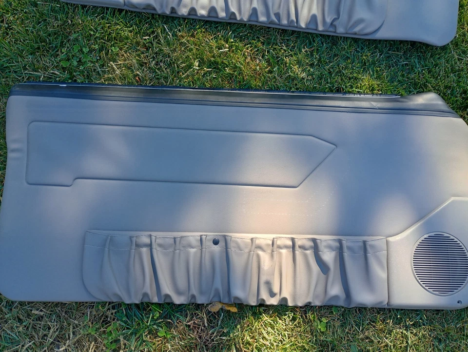 Ford Mustang 1987-1989 panel de puerta gris GT LX Cobra hatchback cupé SVT 5,0 L Foto 2 de 4