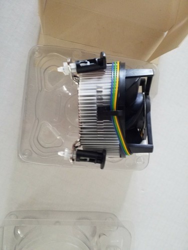 Intel D95263-001 D34223-002 Socket LGA775 4pin CPU Heatsink Fan - Picture 6 of 6