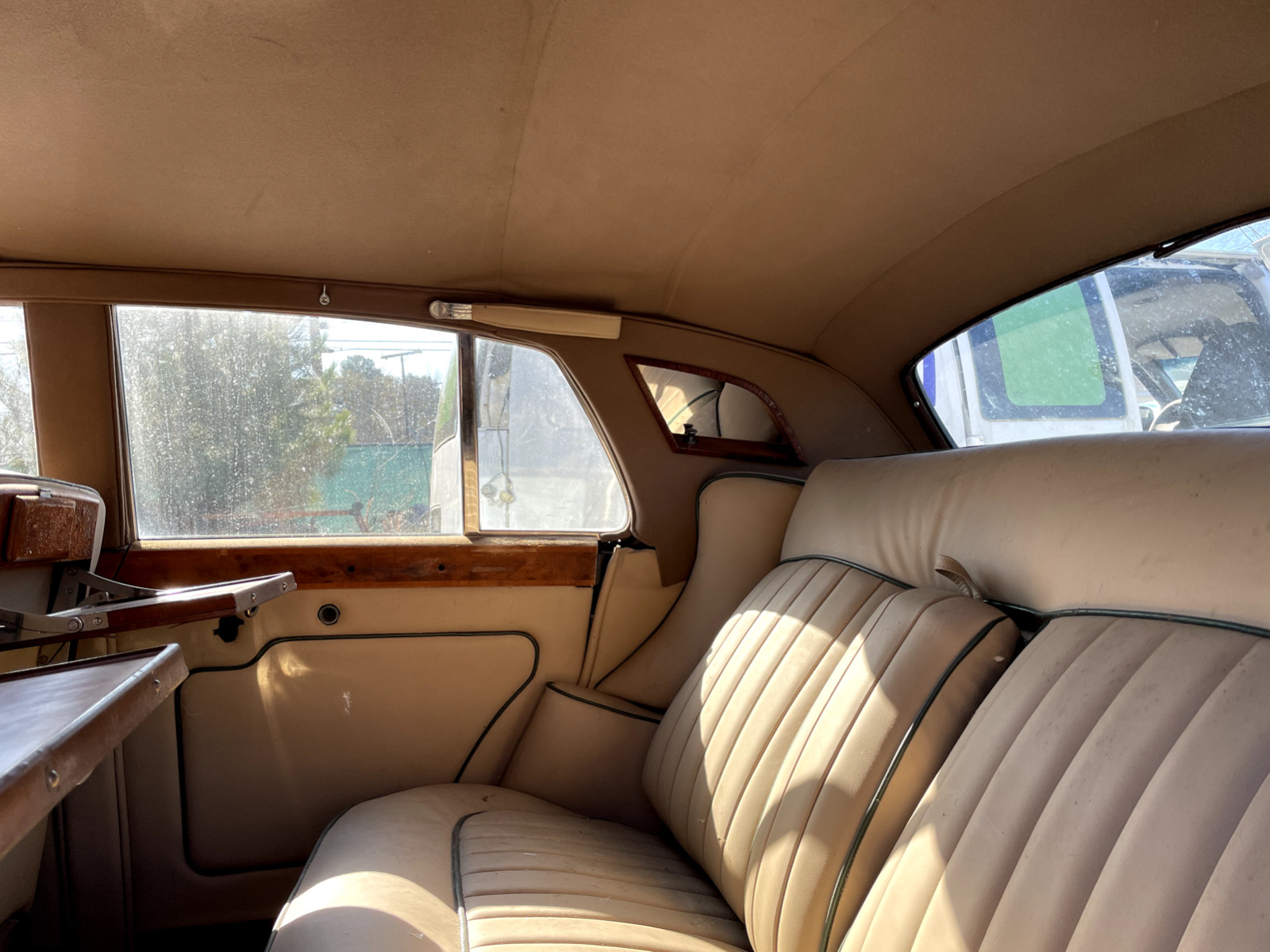 PHANTOM V, BENTLEY S1 ROLLS ROYCE SC I, TAP. THE WORLDS LARGEST USED INVENTORY