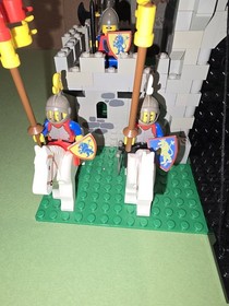 LEGO Castle 6080 King's Castle 100% Complete w/ Instructions