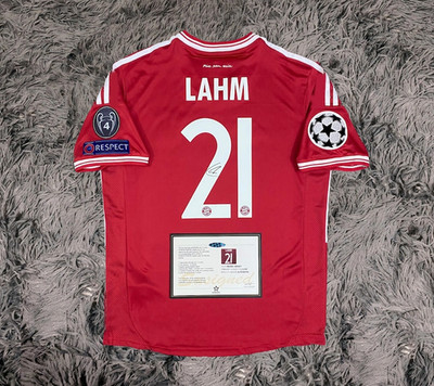 Philipp Lahm SIGNED Bayern 12/13 UCL Final Home Jersey/Shirt  (read description)