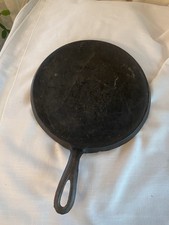 VTG Round Flat Top Cast Iron Skillet 9.5in