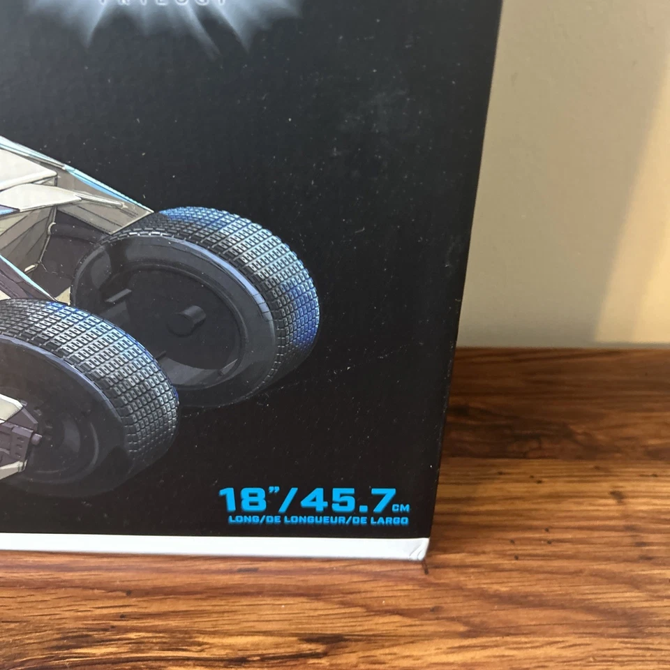 McFarlane Toys - Vaso de camuflaje DC Multiverse (The Dark Knight Rises) dorado... Foto 3 de 4