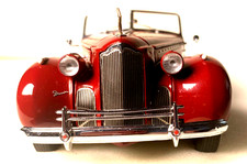 Franklin Mint 1940 Packard Convertible Maroon 1:24 Scale Inv. #3059