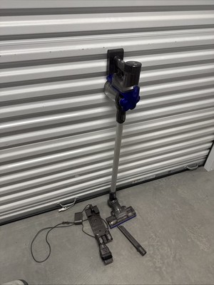 DYSON VACUUM CLEANER DC 35 (P24030357)