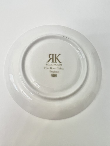 Roy Kirkham "Alliums” Fine Bone China Set Of Tea Cup and Saucer England New - Picture 9 of 12