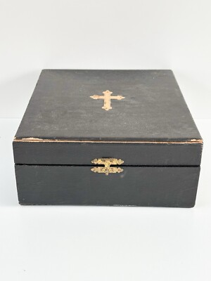 ANTIQUE EARLY VINTAGE CATHOLIC PRIESTS SICK CALL LAST RITES BOX