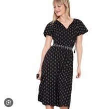 Women's Old Navy Geometric Black and White Dress Size XL Midi Tie Neckline