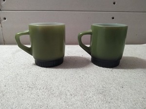 2 Vintage Fire King Avocado Green Black Bottom Coffee Mugs Cup Anchor Hocking