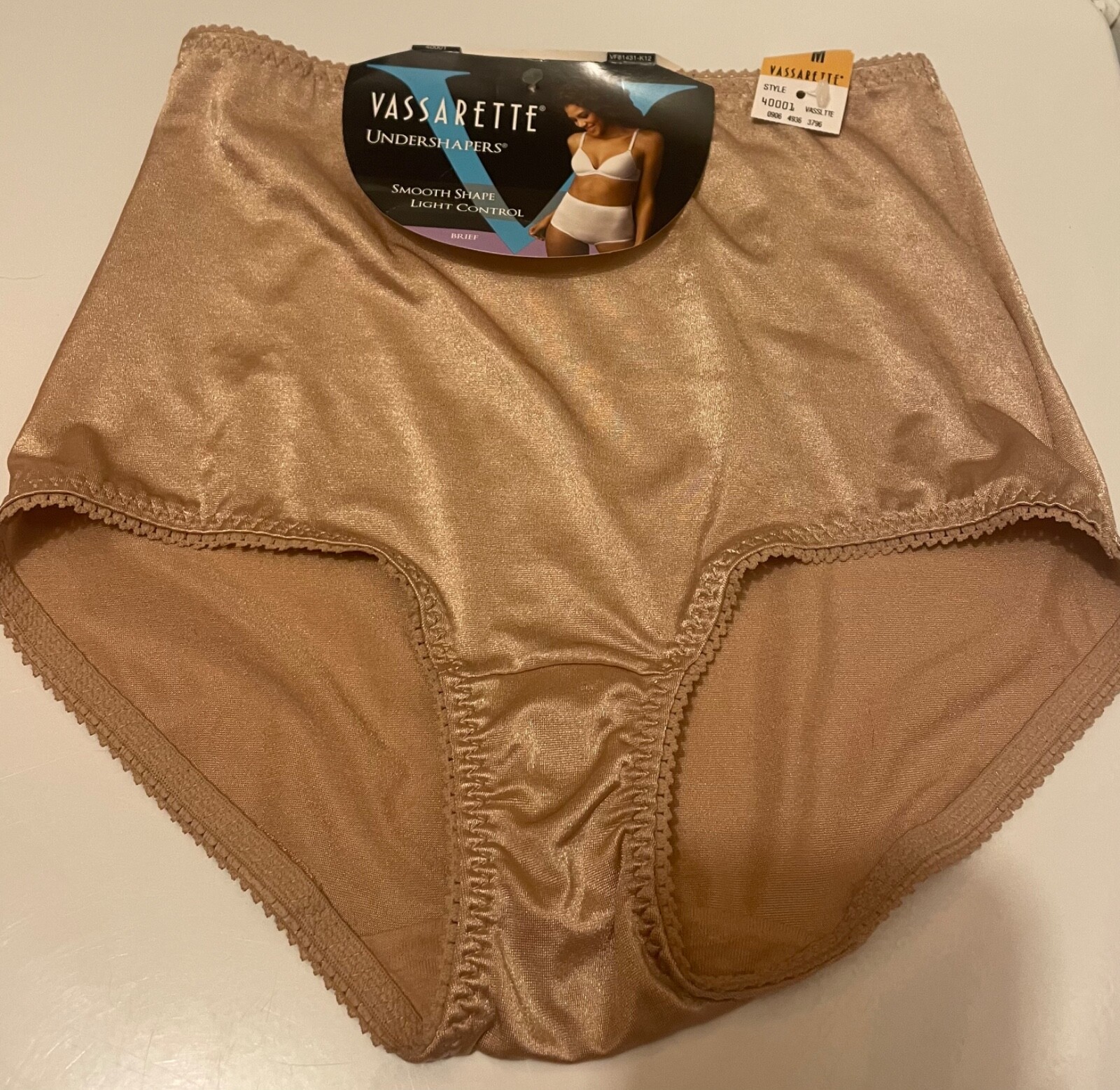 VTG NWT DEADSTOCK Vassarette Shapewear Brief Sz M SECOND SKIN Style