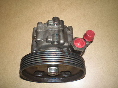 Pompe De Direction Pour Peugeot 607 2.2 HDI 136 CV - Références 9640886480 / 7617955508 / 4HX - Occasion En état Opérationnel