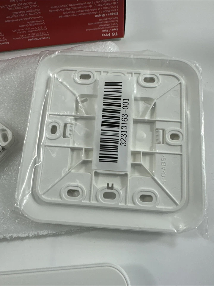 Honeywell T6 Pro TH6220U2000 Programmable Thermostat Heat & Cool Digital Display - Image 4 of 4