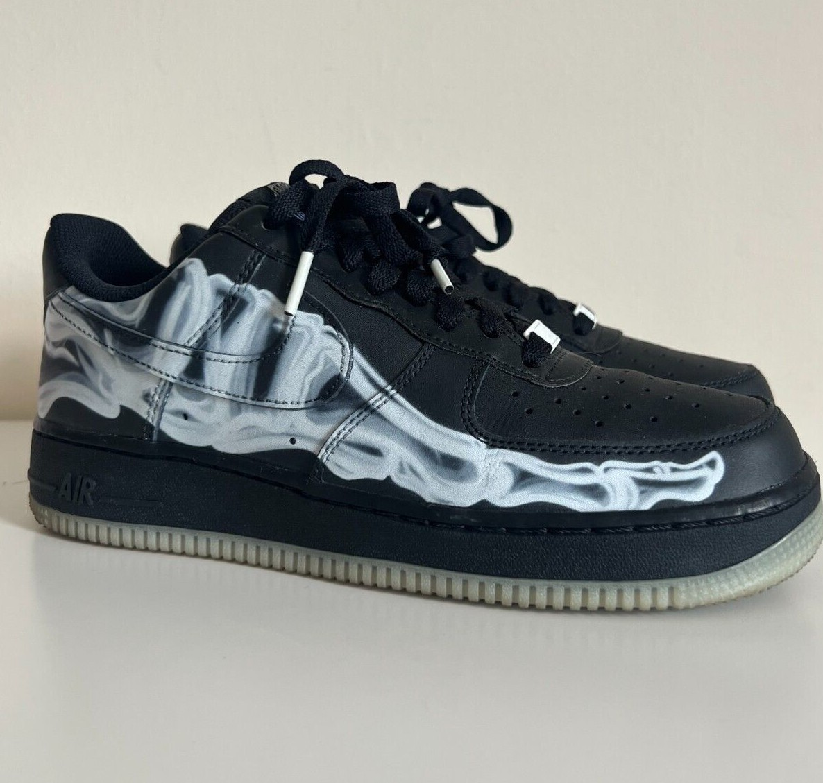 black skeleton forces