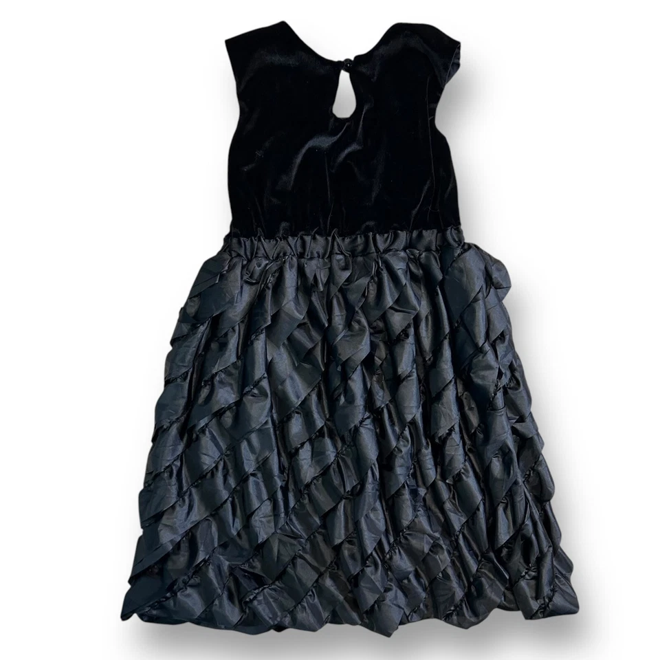 Vestido Boutique Cach Cach Niñas Talla 10 Juvenil con Parte Superior de Terciopelo e Parte Inferior con Volantes Foto 2 de 2