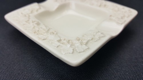 Vintage Ashtray - Wedgwood Queens Ware Barlaston Of Etruria (Set of 2) - Picture 6 of 11