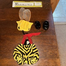 Muffy VanderBear:  A Taste O  Honey  The VdBeeKeeping Collection. Outfit