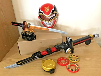 Amazing Bundle of Power Rangers Samurai Weapons, Morpher, Discs, Gold Case V.VGC - Image 1 of 4